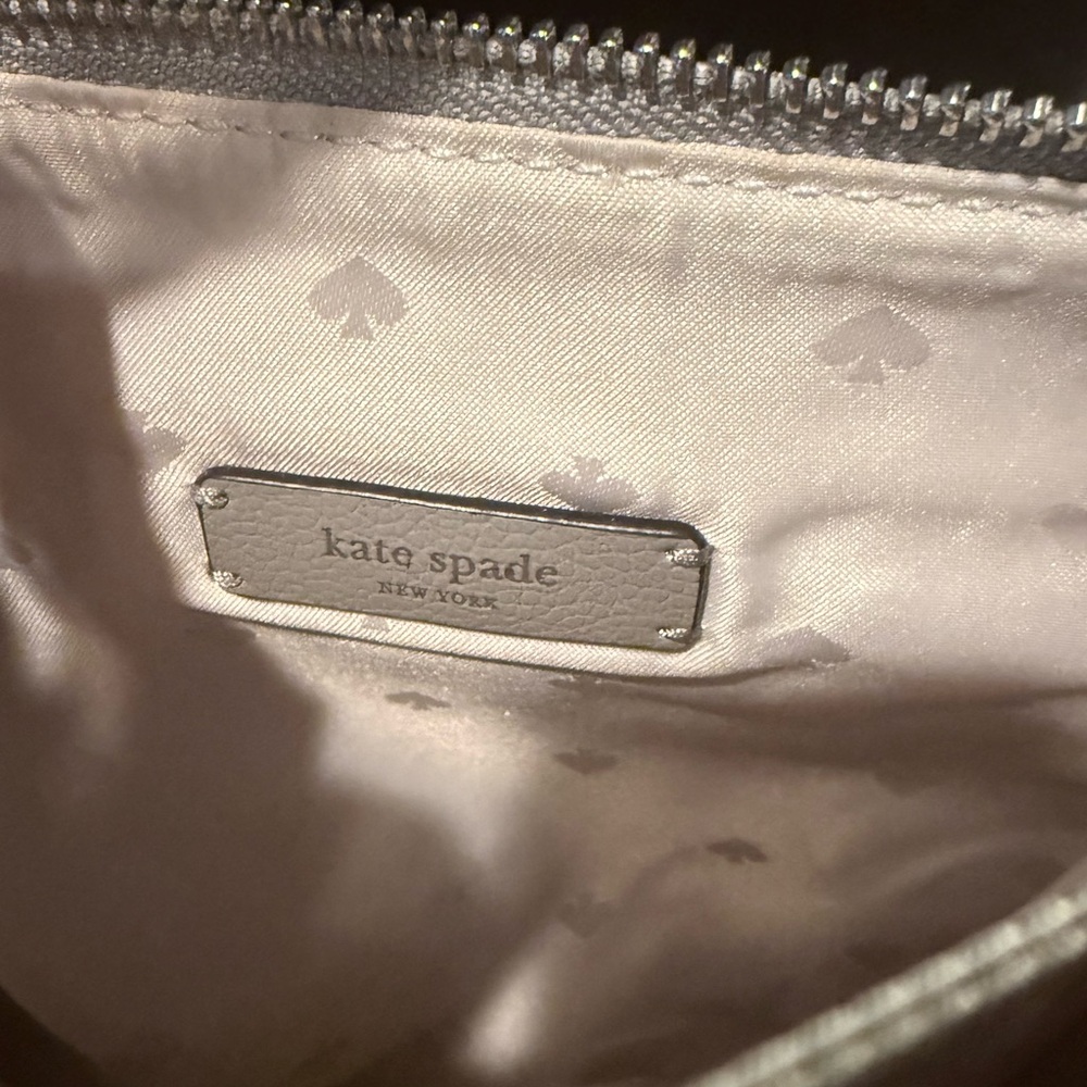 *PRE-OWNED* Kate Spade Dawn Triple Gusset Crossbody Bag in Taupe - Picture 6 of 7